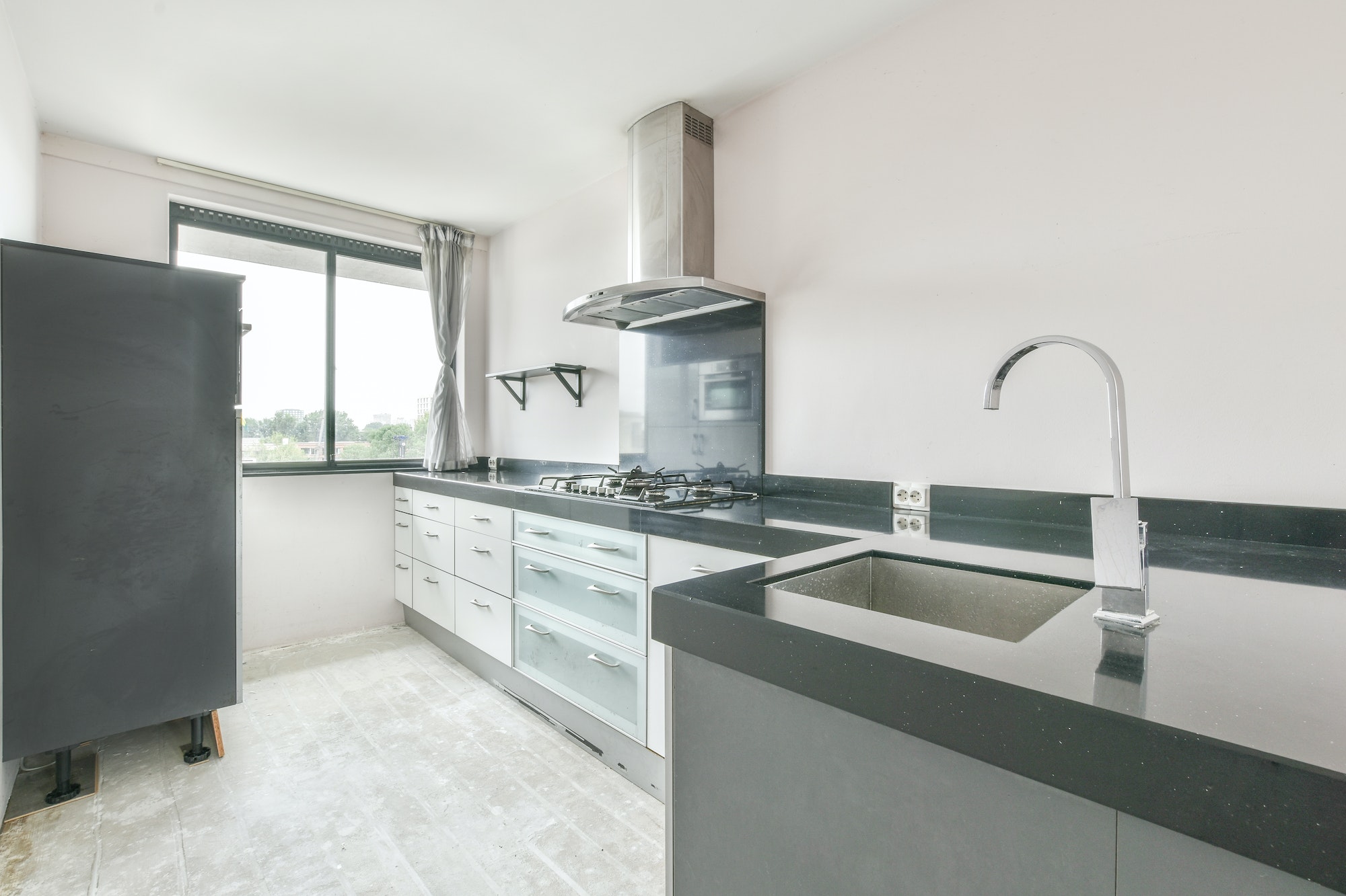 how much time it takes to redesign a kitchen