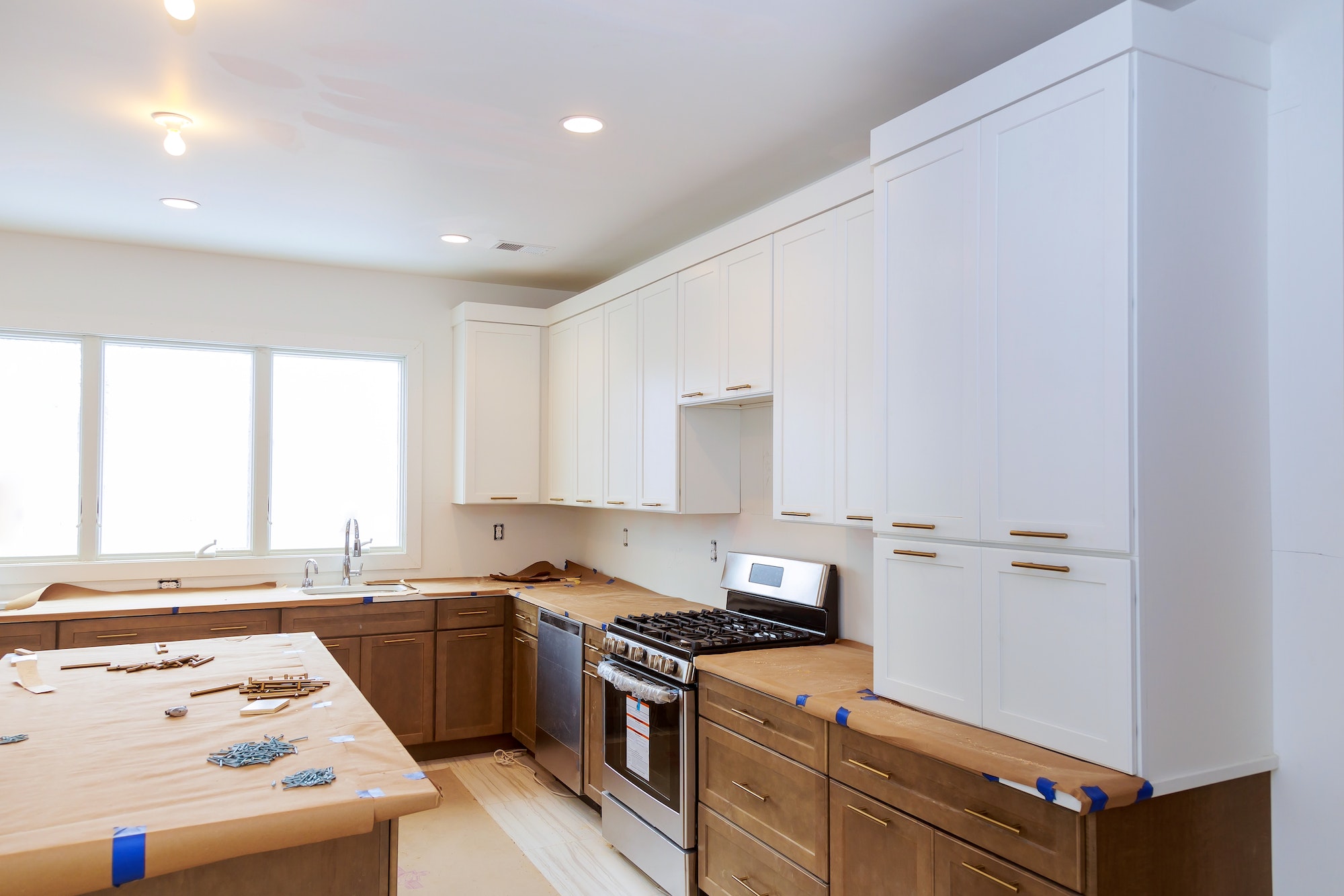 tips for kitchen remodeling on a tight schedule