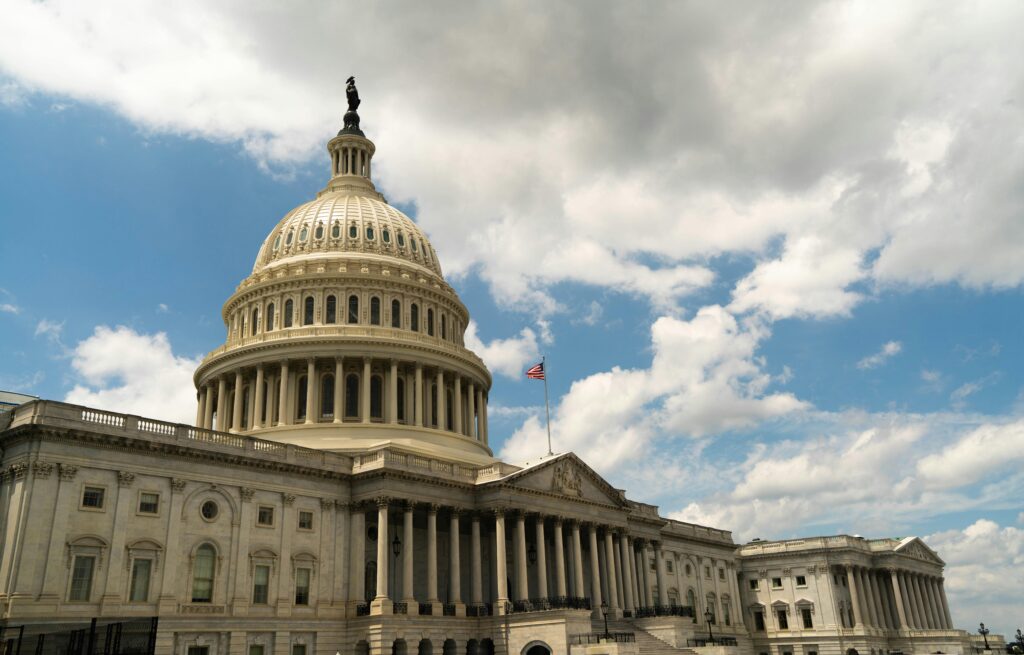 United States Capitol Building Picture by Thomas Lin