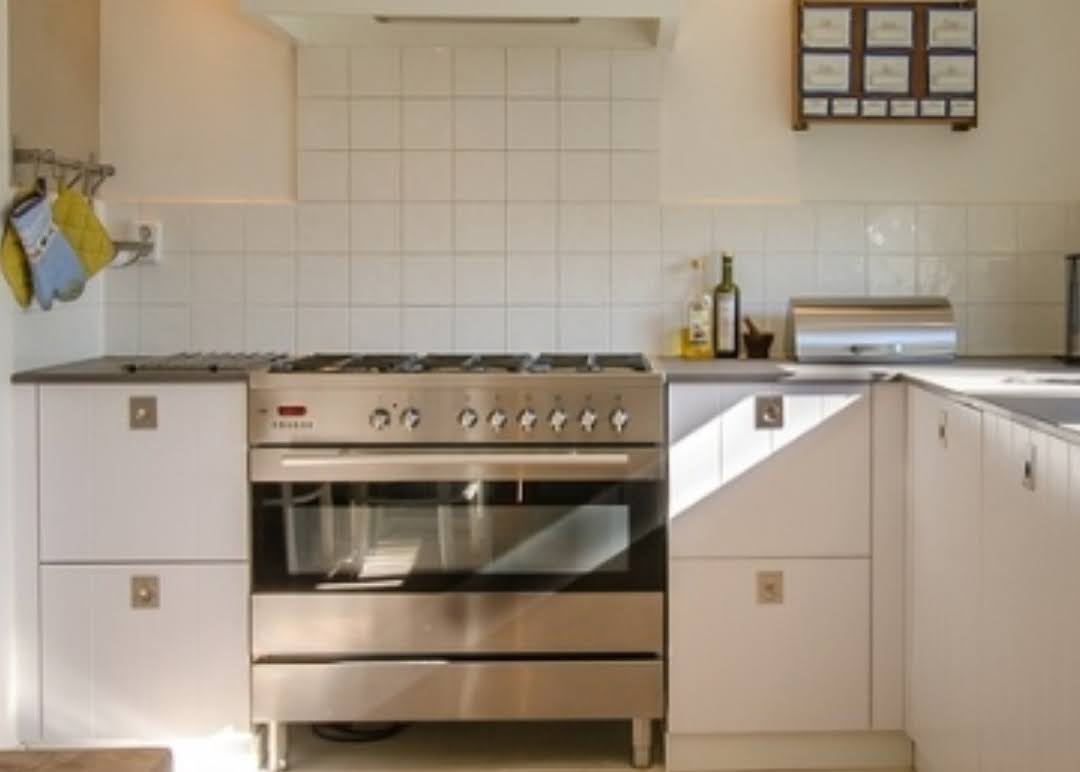 Electrical Challenges for DIY in Backsplash Installation
