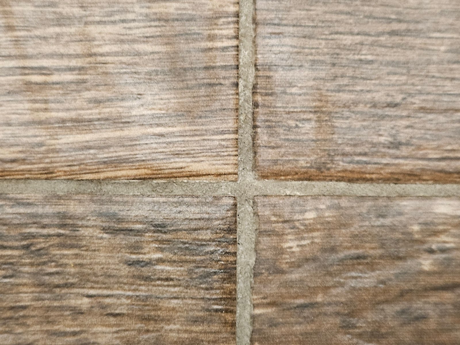 grout lines in wood flooring in Washington DC homes