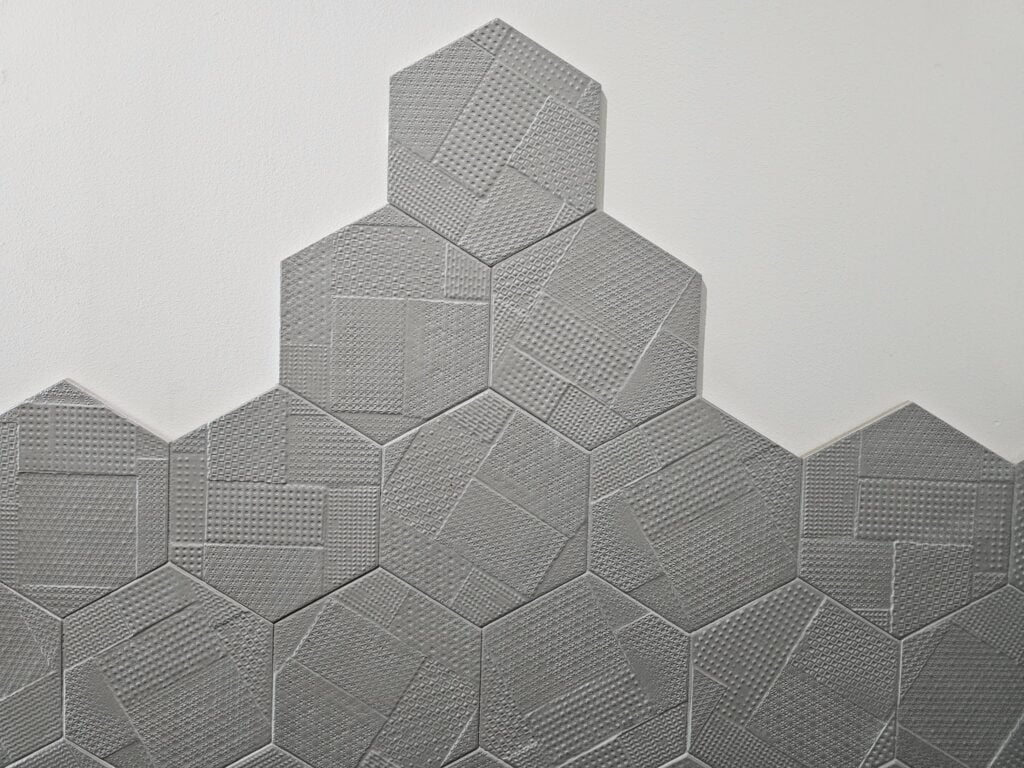 Hexagonal wall tile pattern adding texture and style to the space